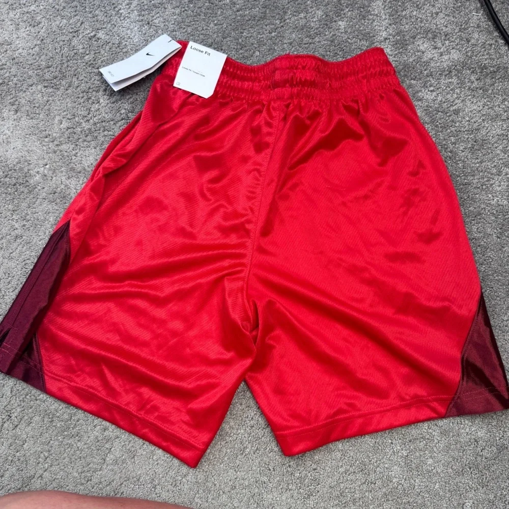 NEW Nike Women's Medium Red Basketball Shorts